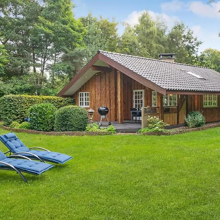 Holiday home Lovely In With Wifi